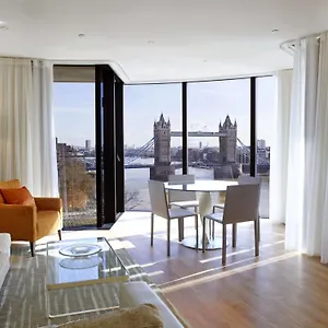 5* Ξενοδοχείο με διαμερίσματα Cheval Three Quays At The Tower Of