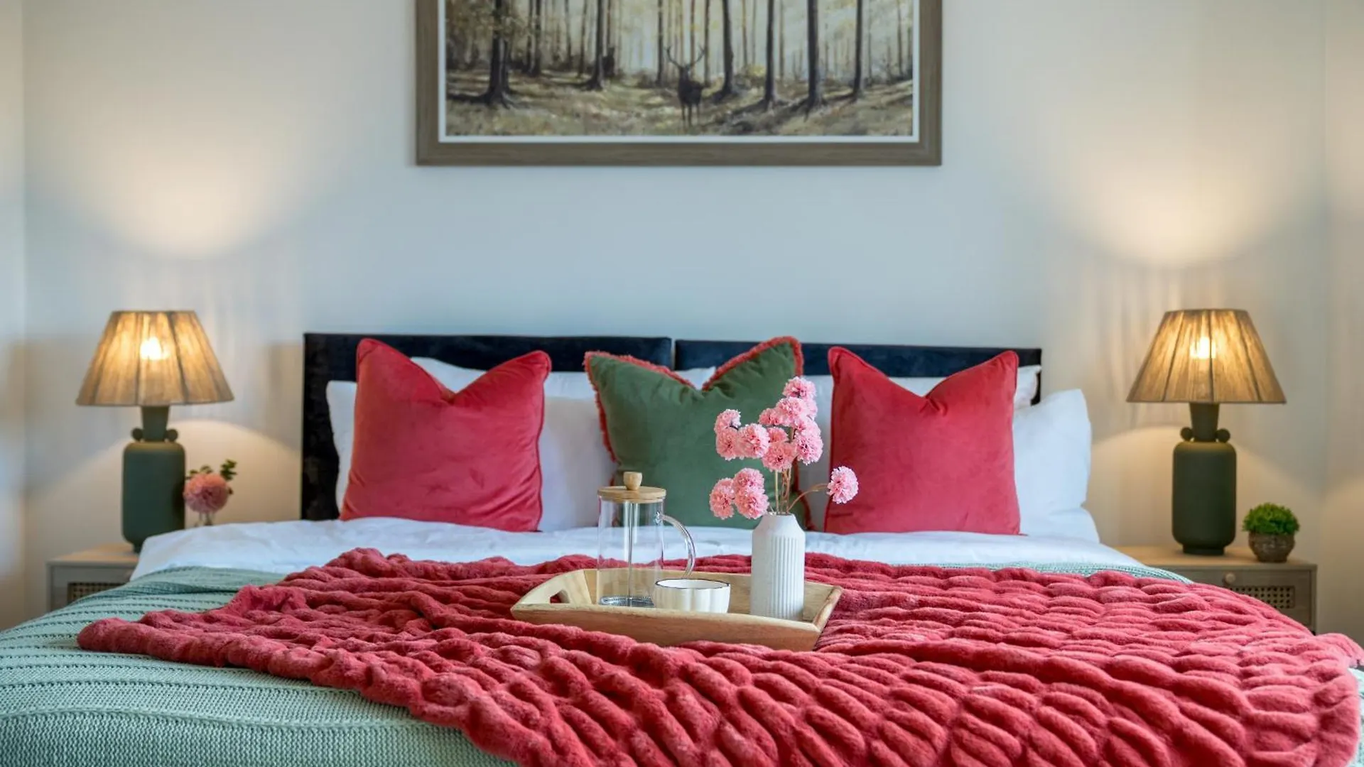 5 Star - Stylish 2 Bed Home In London -Excel, City Airport