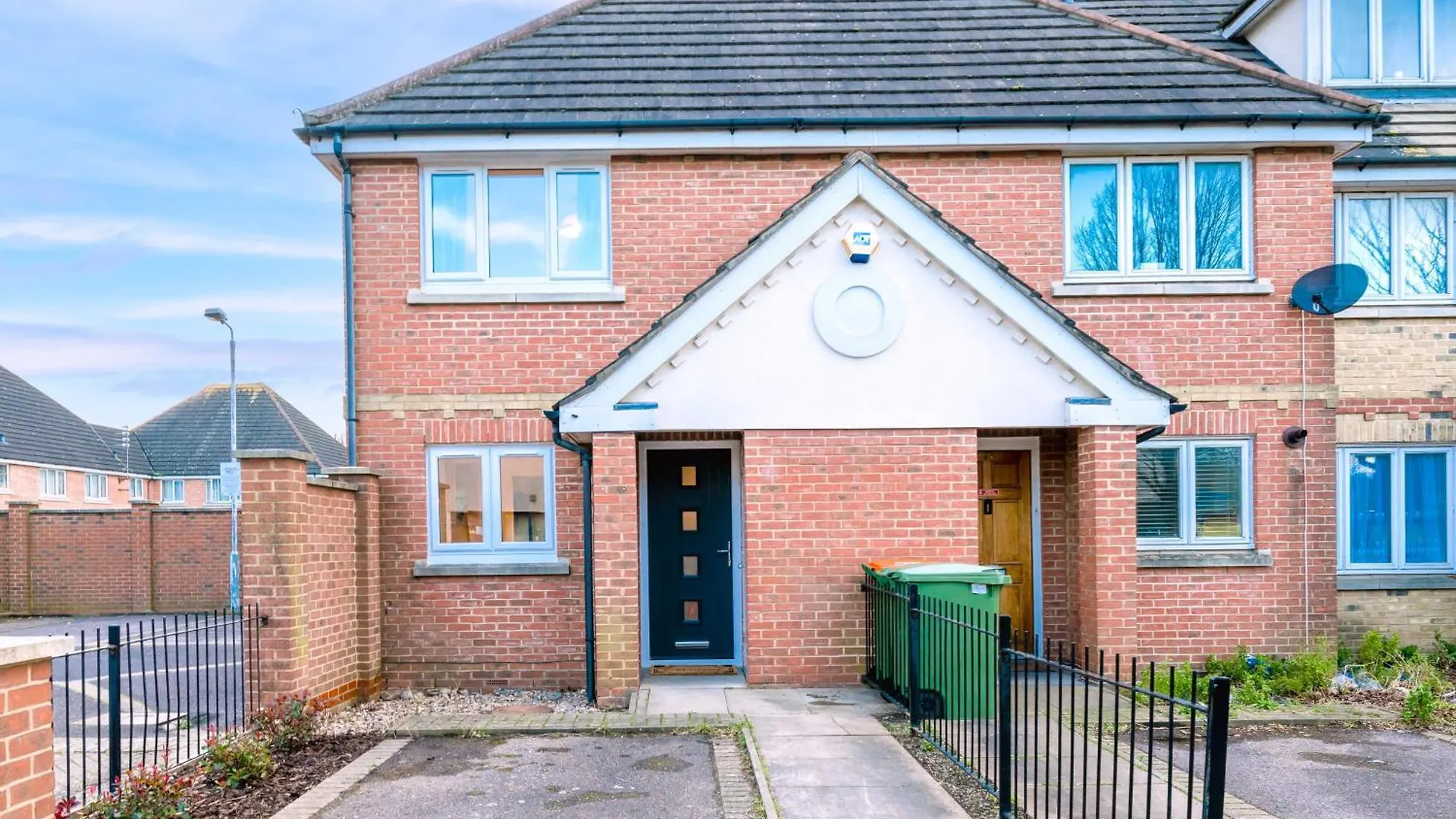5 Star - Stylish 2 Bed Home In London -Excel, City Airport